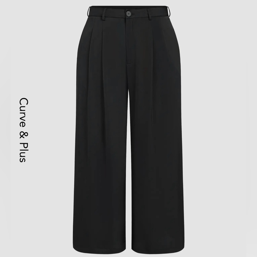 BRAND NEW: mid waist pocket wide leg trousers from Cider.